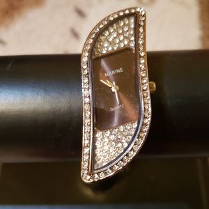 Quartz Stylish Watch